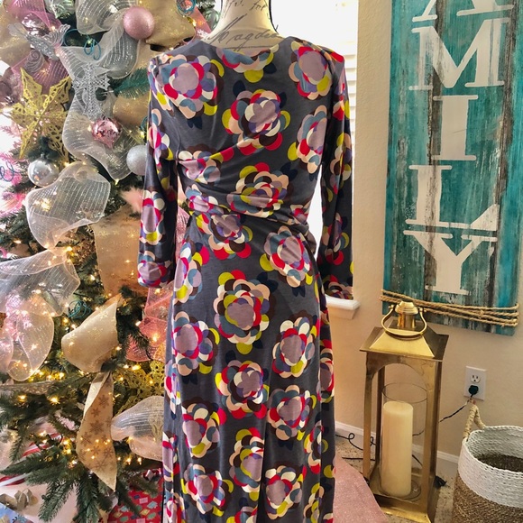 Boden Floral Grey Wrap Top Knit Shift Dress! - Picture 4 of 7